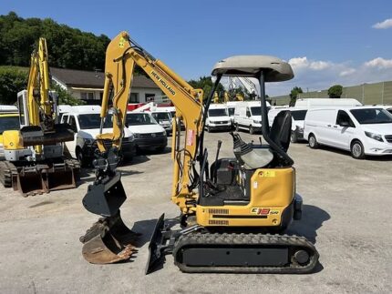 New Holland E 18 SR